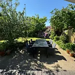 Family-friendly Summer House Near The * 奥特鲁普