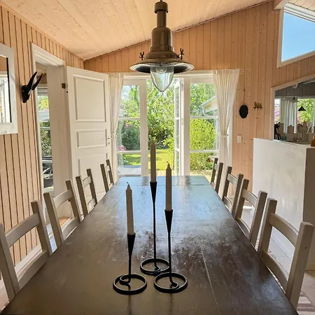 Family-friendly Summer House Near The * Otterup